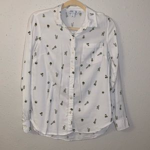 Potted plant button down